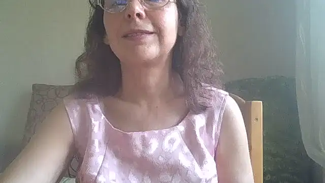Snapshot of HollyJewel chatting on 22, 5, 2026 HollyJewel online show from 22, 5, 2026
