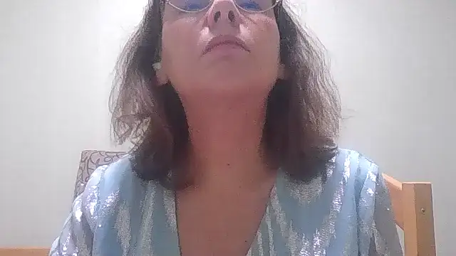 Snapshot of HollyJewel chatting on 13, 11, 2025 HollyJewel online show from 13, 11, 2025