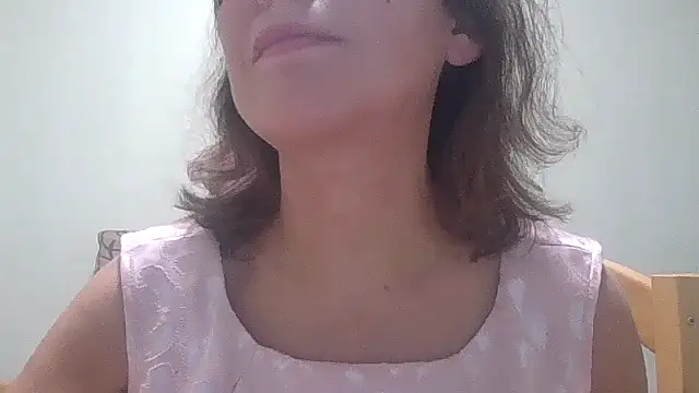 Snapshot of HollyJewel chatting on 30, 10, 2025 HollyJewel online show from 30, 10, 2025