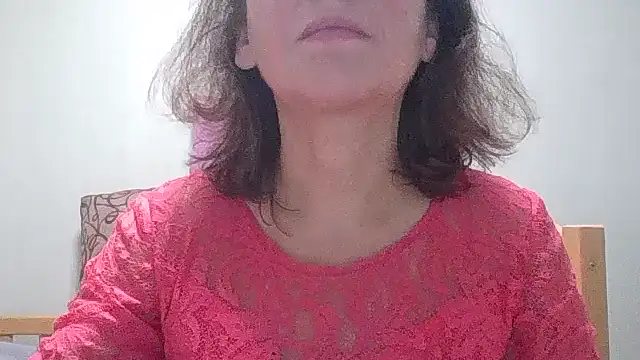 Snapshot of HollyJewel chatting on 24, 10, 2025 HollyJewel online show from 24, 10, 2025