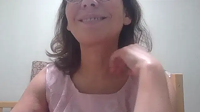 Snapshot of HollyJewel chatting on 31, 10, 2025 HollyJewel online show from 31, 10, 2025