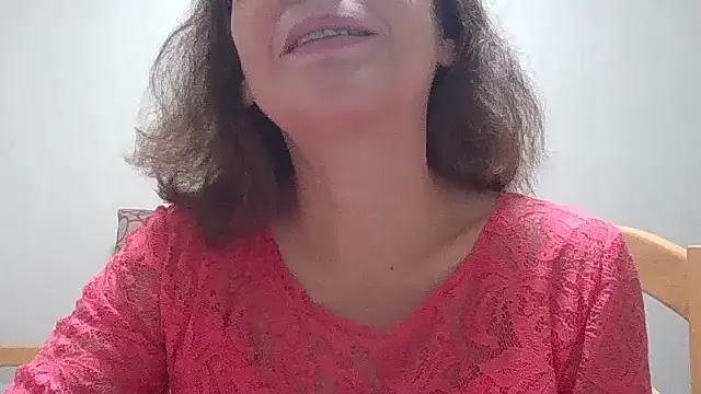 Snapshot of HollyJewel chatting on 23, 10, 2025 HollyJewel online show from 23, 10, 2025