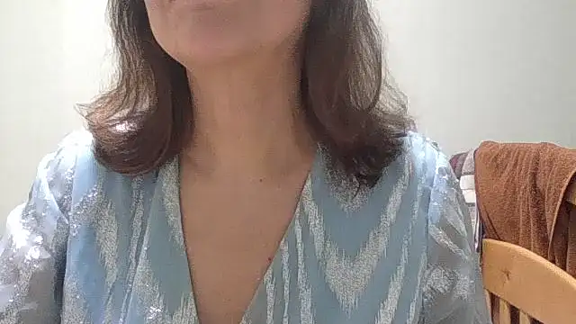 HollyJewel online show from 15, 4, 2026