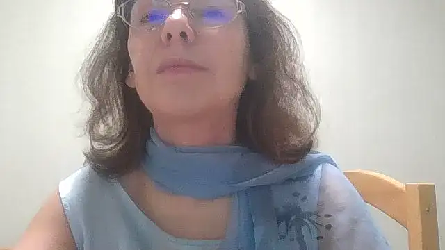 HollyJewel online show from 5, 12, 2025