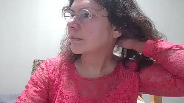 HollyJewel online show from 24, 2, 2026