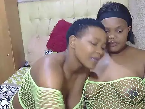 Xxxsluts online show from 11, 10, 2025