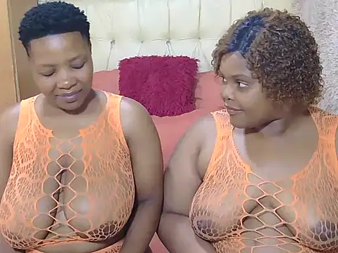 Xxxsluts online show from 15, 10, 2025