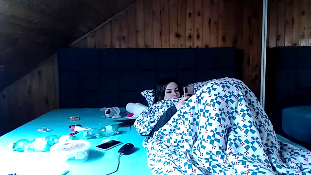 BoeseMoni1998 online show from 12, 3, 2025