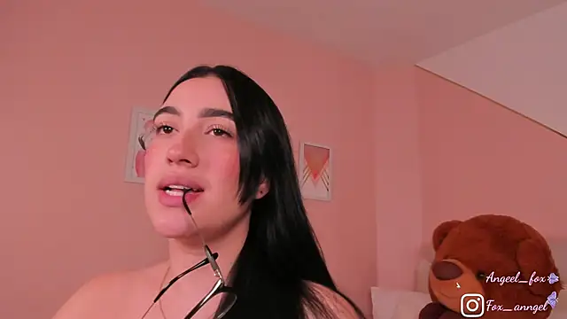 angeel fox online show from 21, 11, 2025