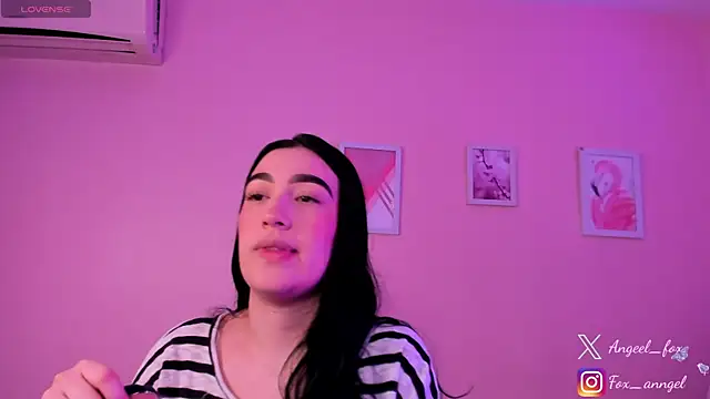 angeel fox online show from 11, 4, 2026