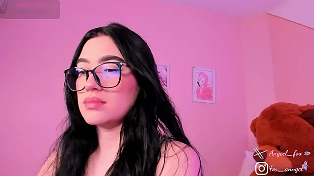 angeel fox online show from 7, 4, 2026