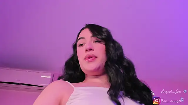 angeel fox online show from 9, 9, 2025