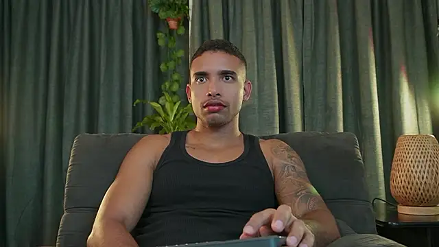 Snapshot of LincomAmith chatting on 12, 2, 2026 LincomAmith online show from 12, 2, 2026