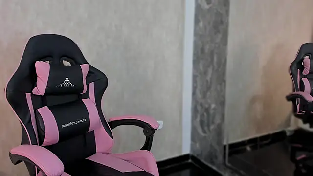 Cleopatra Fit online show from 10, 3, 2025