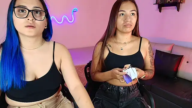 Jules n Gia online show from 9, 3, 2025