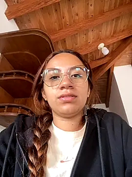 Jules n Gia online show from 11, 9, 2025