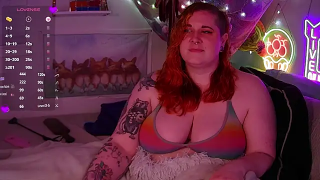 Snapshot of opalreigning chatting on 30, 4, 2026 opalreigning online show from 30, 4, 2026
