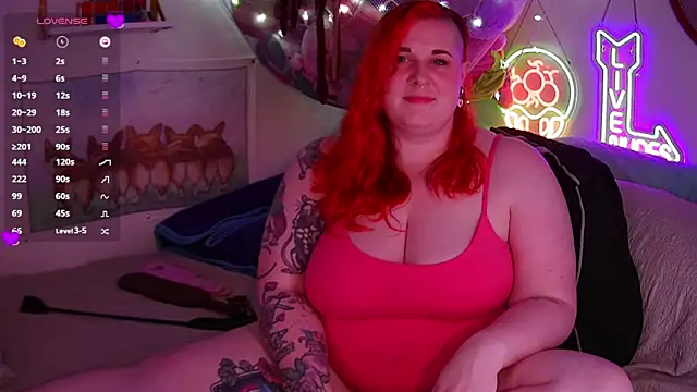 Snapshot of opalreigning chatting on 18, 7, 2026 opalreigning online show from 18, 7, 2026