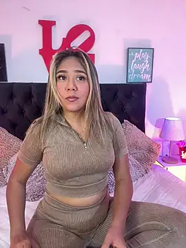 Snapshot of AriannaTorres chatting on 24, 2, 2026 AriannaTorres online show from 24, 2, 2026