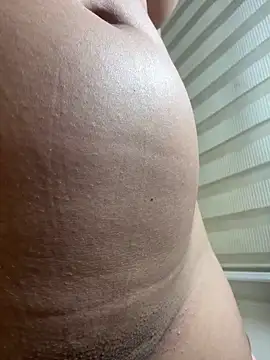 Snapshot of AriannaTorres chatting on 28, 2, 2026 AriannaTorres online show from 28, 2, 2026