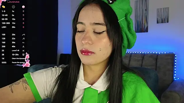 ZaraDames  online show from 10, 11, 2025