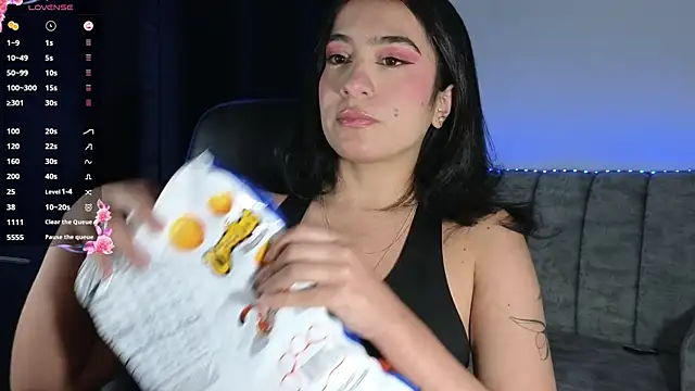 ZaraDames  online show from 6, 4, 2026