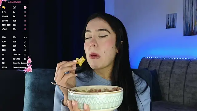 ZaraDames  online show from 30, 11, 2025