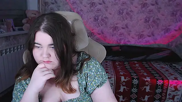 Estelle Hicks online show from 24, 2, 2026