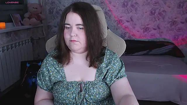 Estelle Hicks online show from 29, 5, 2026