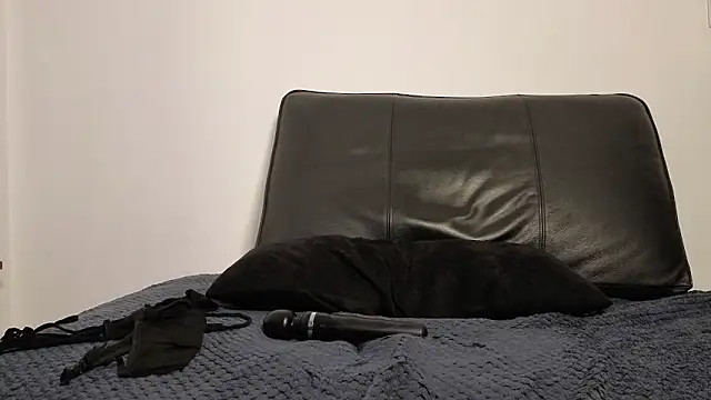 AmaliaMarkova  online show from 2, 10, 2025