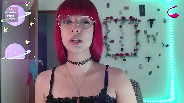 Snapshot of _GalyaX_ chatting on 9, 10, 2025 GalyaX online show from 9, 10, 2025