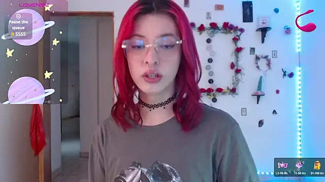 Snapshot of _GalyaX_ chatting on 4, 1, 2025 GalyaX online show from 4, 1, 2025