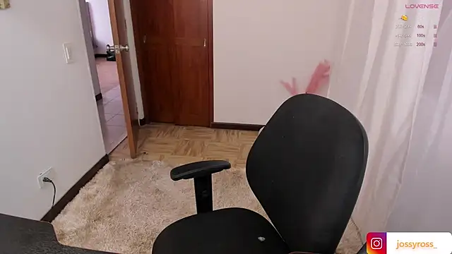 Victoryyy  online show from 8, 3, 2025