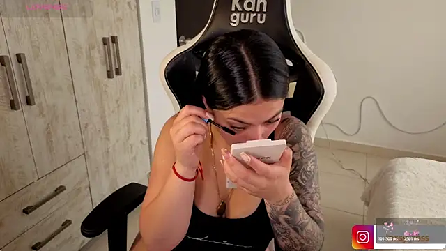 Victoryyy  online show from 5, 3, 2026