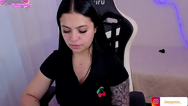 Victoryyy  online show from 4, 2, 2026