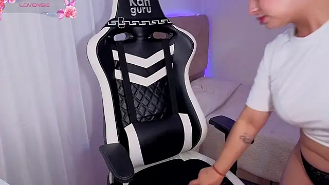 Victoryyy  online show from 6, 2, 2026