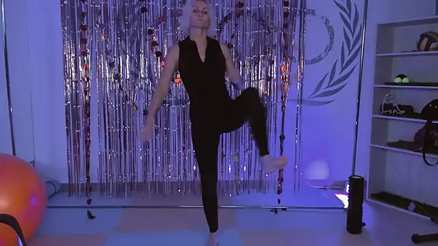 LilithLevite online show from 10, 3, 2025