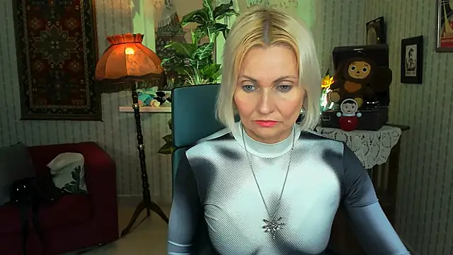 LilithLevite online show from 4, 3, 2025