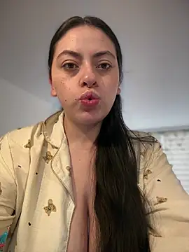 Snapshot of KatteWise chatting on 11, 6, 2026 KatteWise online show from 11, 6, 2026