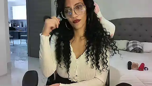 claudettstell online show from 7, 11, 2025