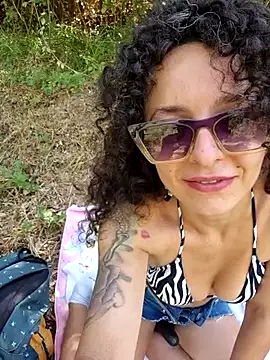 Emily Posh online show from 16, 7, 2026