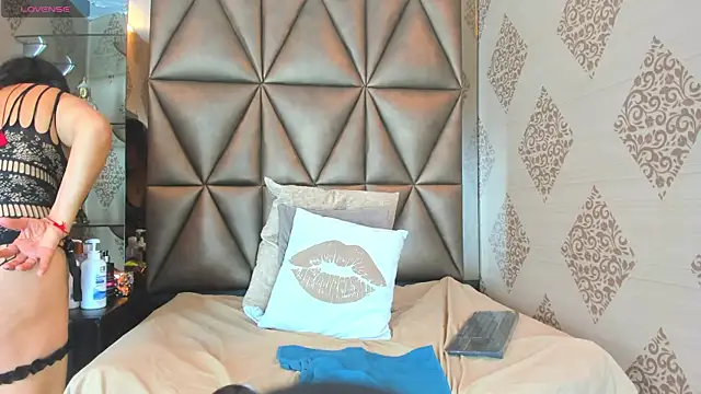 Celeste Baker  online show from 22, 3, 2025