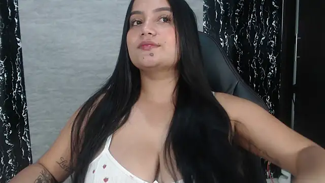 evelin 999  online show from 2, 3, 2025