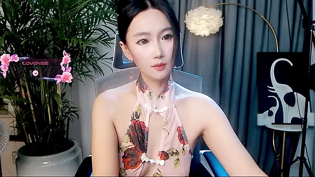FeiFei-babe online show from 18, 9, 2025