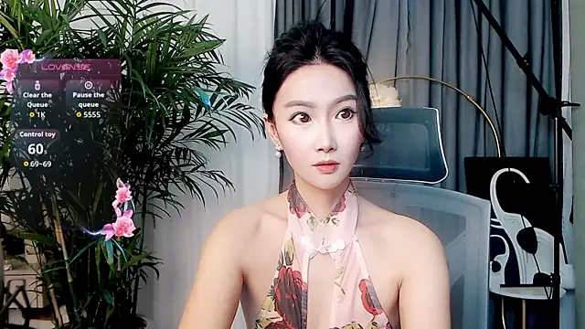 FeiFei-babe online show from 4, 11, 2025