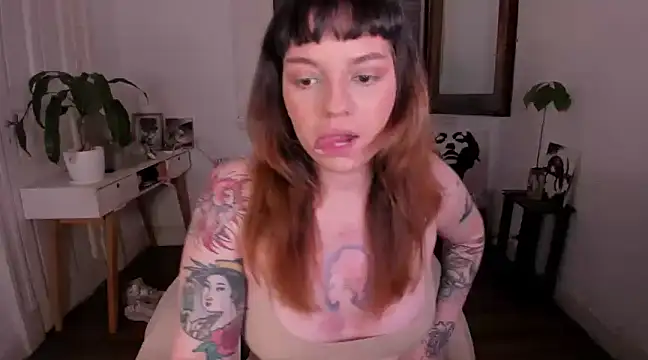 sophia goth online show from 22, 1, 2025