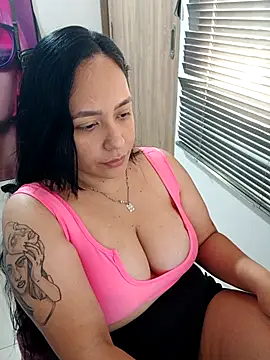 marta201 alfaro online show from 5, 11, 2025