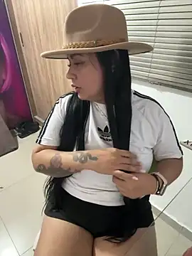 marta201 alfaro online show from 31, 1, 2025