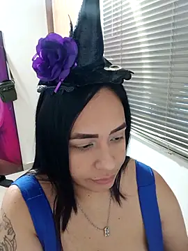 marta201 alfaro online show from 1, 11, 2025