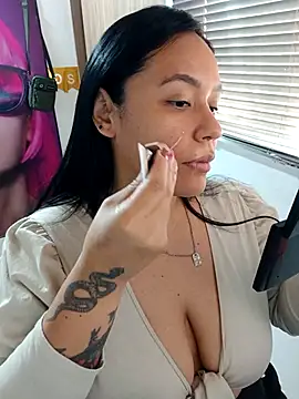 marta201 alfaro online show from 27, 10, 2025